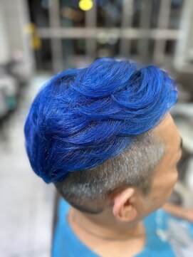 ヘアールーム プリズム(Hair room Prism) ネイビーシアンブルー