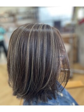 リラ(lilas) コントラストハイライト