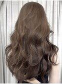 韓国ヘア透けるミルクティーベージュレイヤーカット大人かわいい