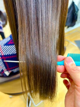 アトリエ ラブラドレッセンス(atelier labrado rescence) うる艶ストレート