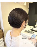 インス(ensue)&nbsp;20代30代40代人気大人可愛いミニボブボブスタイルオリーブカラー