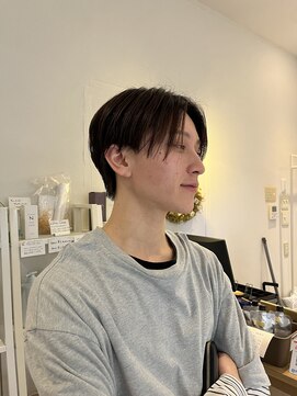 ヘアデザイン ジル(Jill) センターパート/センターパートウルフ