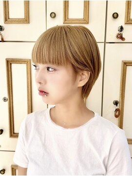 アルクバイネオリーブ 荻窪店(arc by neolive) 夏のブロンドショート/ブリーチ