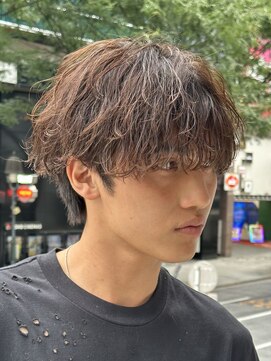 フィフス トウキョウ (fifth TOKYO) 緩めツイストスパイラルパーマシャドウパーマツーブロマッシュ