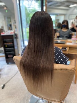 フツーロ 栄(FUTURO) プルエクステ