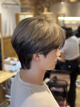 アロマ ヘアー ルーム 新宿3号店(AROMA hair room) ナチュラルマッシュショート 立体感カラー/透明感/束感