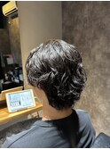 【サーフカール】MEN'S HAIR/ブルーブラック/フェザーパーマ