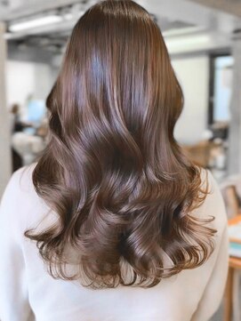 レノラ 本町(LENORA) 美髪ミディアムレイヤーカットデジタルパーマチェリーブラウン