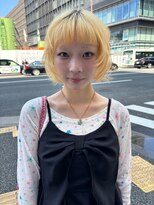 ピア ヤクイン(Pia Yakuin)&nbsp;ショートボブ/顔周りレイヤー/ブロンド