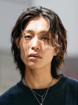 エリマ 横浜西口(elima) 横浜西口メンズボブサーフカール波巻きパーマセンターパート緩め