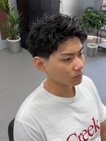 ワールドシップ サンノミヤ(WORLD SHIP SANNOMIYA) スパイキーピンパーマ