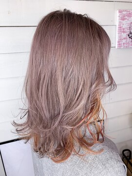 ユナイテッドビューティーウェストコースト(UNITED BEAUTY WEST COAST) ☆ピンクミルクティー×インナーオレンジ☆