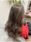 シナモンベージュ