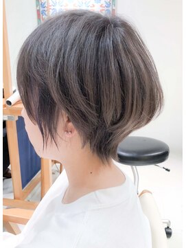 デイズ(days) 大人かわいいミルクティーブラウン 前下がりボブ[原宿　中村