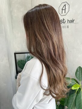 オーストヘアジジ(Aust hair Gigi) こなれ感ゆるふわロングのミルクチョコレートカラー