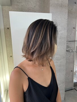 イキ 表参道(iki omotesando) モード/無造作ウェーブ/大人ガーリー[表参道駅]