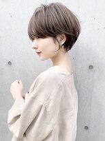 アンド ストーリーズ(&STORIES)&nbsp;大人可愛い前髪ありのひし形マッシュショートパーマ20代30代