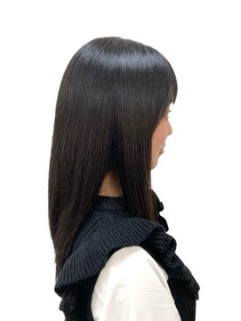 黄ぐまくん美容室 ワンレングス セミロング