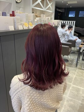 コスタ オブ リシェール(The COSTA of RICHAIR) チェリーレッド/カール/セミディ/シアーカラー/姫カット/越谷