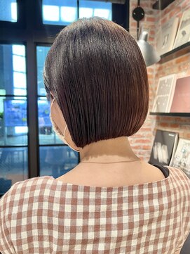 オーガニック アトリエ 大宮(organic+atelier) 20代30代40代ワンカール小顔補正立体カットピンクアッシュ