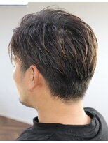 ウィスカーヘアー(whisker hair)&nbsp;サイドパートかき上げスタイル