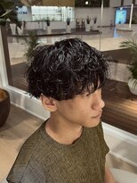 ウノプリールヴァモス(unopulir Vamos)&nbsp;大人の無造作シャドウパーマ