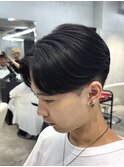 熊本流れる縮毛矯正 ニュアンスセンターパート リバースショート