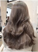 ラベンダーグレージュレイヤーカットモテ髪オフィスヘア美髪