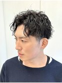 ツイストスパイラルパーマツーブロック刈り上げメンズバーバー