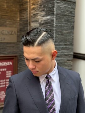 ヒロギンザ 新橋日比谷口店(HIRO GINZA) スキンフェードサイドパート