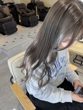 ティア(Tia.) 縮毛矯正/巻ける縮毛矯正/髪質改善トリートメント/ロングヘア