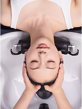 ミスグランディーヴィラス(Miss Grandee VILLAS)の写真/北九州希少【Eral（イーラル）認定店】本格ヘッドキュアで髪質改善