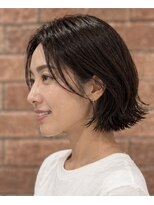バポス ヘアサロン (BAPOS Hair Salon)&nbsp;切りっぱなし外はねボブ