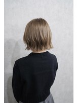 フランチェスカドットボブ(francesca.bob)&nbsp;外ハネボブ×ミルクティーベージュ【渡辺俊弥】梅田