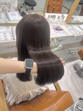 アプリバイリアン 浦和2号店(appri by Rien) グレージュカラー