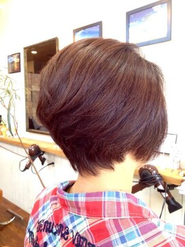 トリート(TREAT) 大人ショートボブ