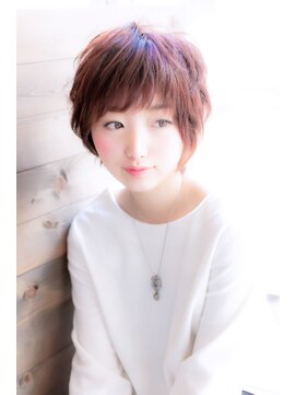ティアラ 桜木町(TIARA) マッシュショートボブ　BY西山