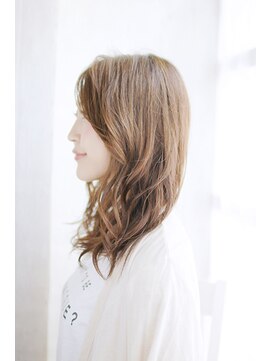 リーニアプラスエヌ(LINHA +n) 20代30代40代　大人エアリーゆるロング【長浜】