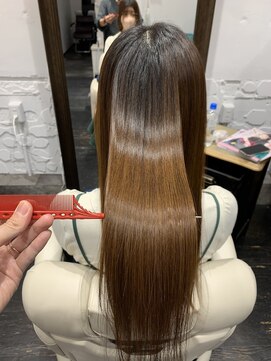 アルコイリスバイドールヘアー(ARCOIRIS by Dollhair) 髪質改善ロングレイヤー刈り上げボブロングボブミニボブ都島