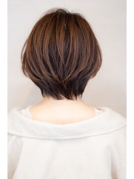 ヘアー イコラ(Hair Ikora) レイヤーボブ