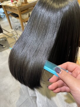 ブレンドバイハピネス(Blend by happiness) 暗髪／艶髪/ノンダメージ/髪質改善/ストレート