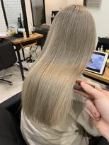 リベルテ 岡崎店(Liberte)&nbsp;外国人風♪ホワイトベージュ