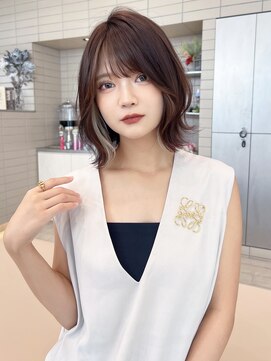 ロンド クラン 岡崎(Lond Clan) イヤリングカラー×くびれボブ