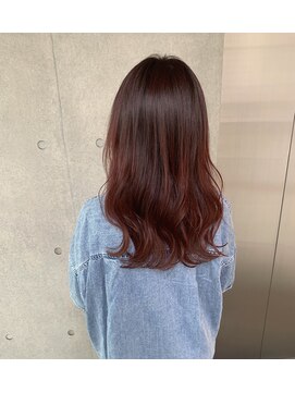 オブ ヘアー 自由が丘 ウエスト(Of HAIR WEST) 艶感カラー/赤みブラウン/ぱっつん前髪/斜めバング