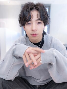 ハバナ 渋谷(HAVANA) メンズ波巻きセンターパート韓国風黒髪ツーブロックマッシュ