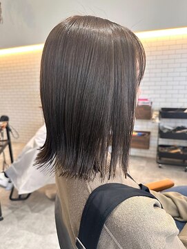 オーバルヘアー(OVAL hair) 透明感ベージュ/艶髪/ミディアム