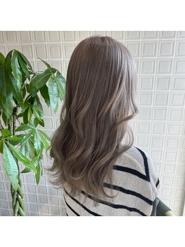 ボアップ 新居浜店(boappu) #ハイトーン #ケアブリーチ #グレージュ