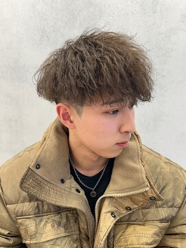 ルースト 西院店(ROOST) スペインカール×ブリーチカラー