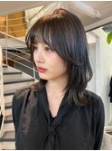 大人ミディアムくびれレイヤーイルミナカラーダークカラー