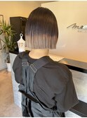 切りっぱなしボブデザインカラーケアブリーチホワイトグレージュ